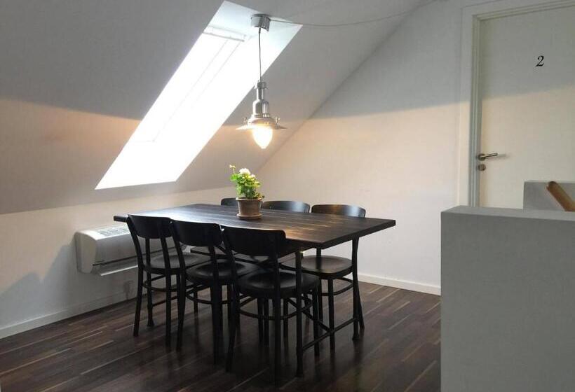 Апартаменты 3 Спальни, Dragondrum Bed & Kitchen