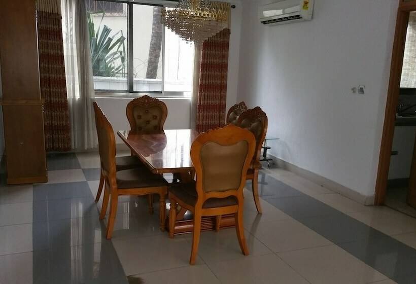 آپارتمان 3 خوابه, Dream Court Apartment