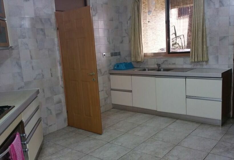 آپارتمان 3 خوابه, Dream Court Apartment