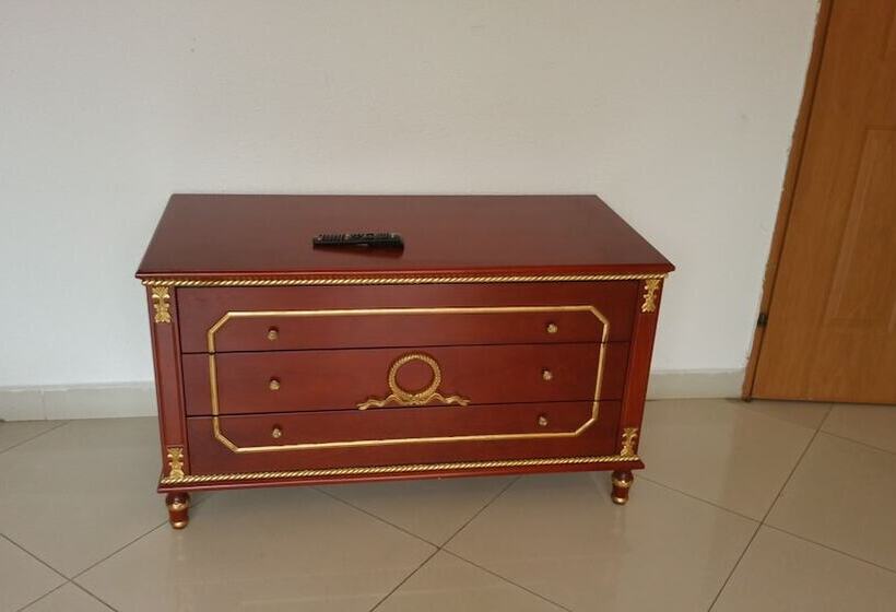 آپارتمان 3 خوابه, Dream Court Apartment