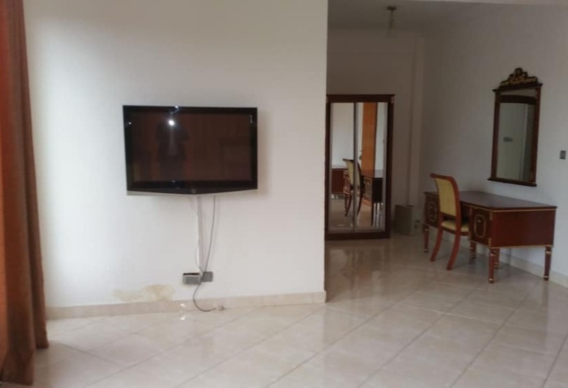 Апартаменты 3 Спальни, Dream Court Apartment