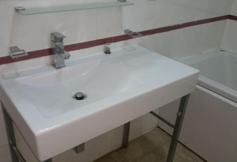 آپارتمان 3 خوابه, Dream Court Apartment