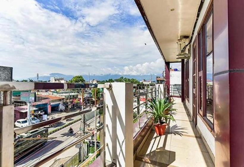 סוויטה, Fabhotel Santoor Geeta Bhawan Square