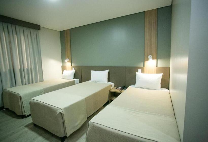 اتاق استاندارد سه نفره, Bello