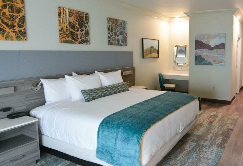 스탠다드 룸 킹사이즈 침대, Blue Lake Casino And