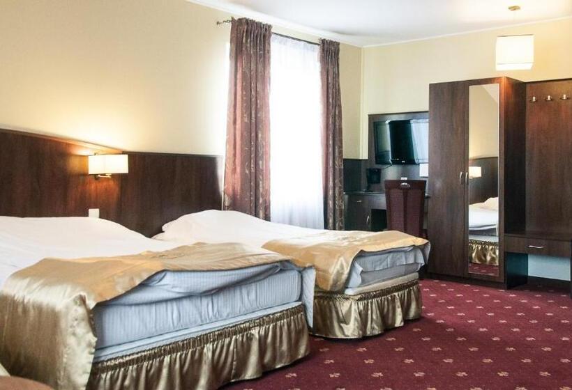 스탠다드 트리플 룸, Kalchem