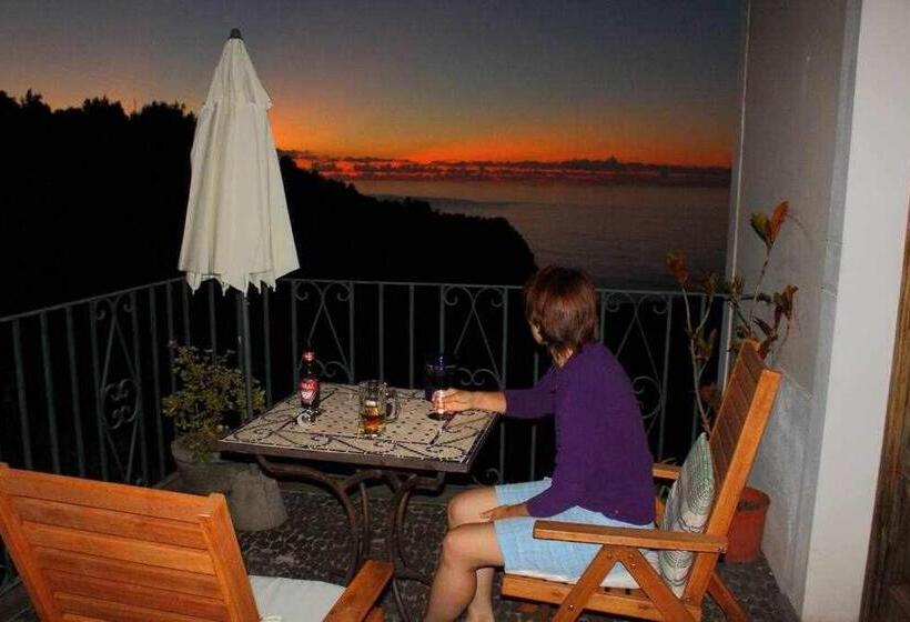 استودیوی استاندارد با چشمانداز دریا, Quinta Das Hortênsias