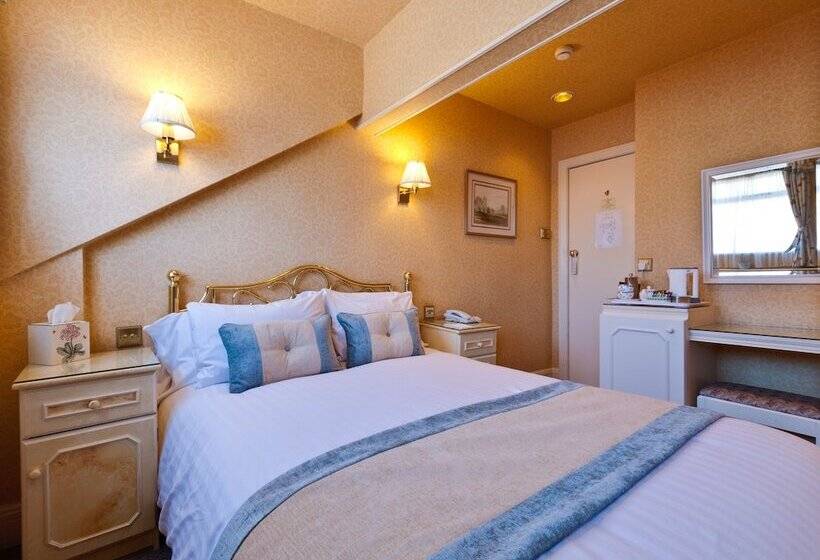 Номер Basic, St Tudno