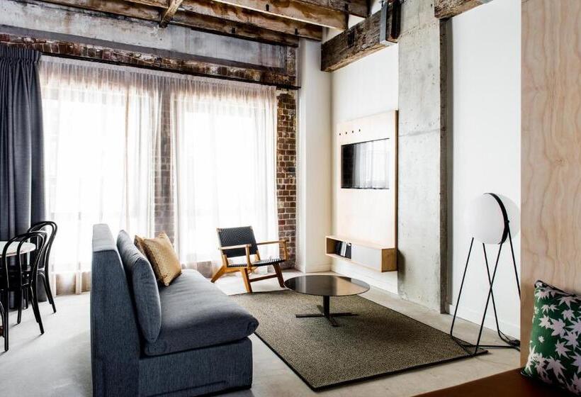 סוויטה, Veriu Broadway