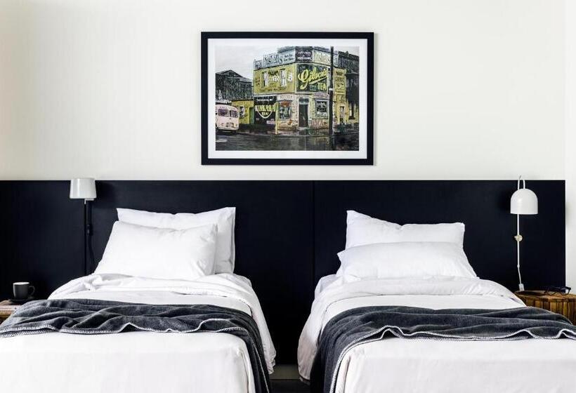 סוויטה, Veriu Broadway