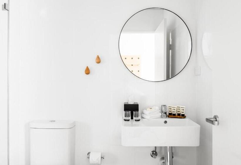 סוויטה, Veriu Broadway