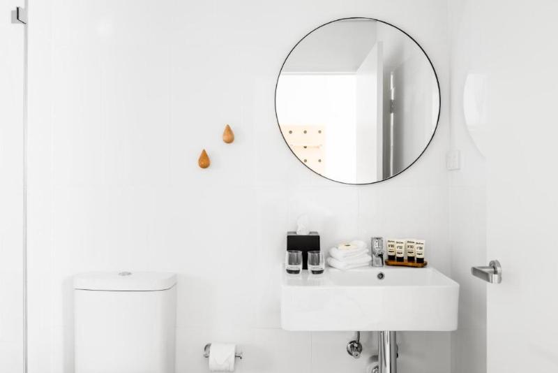 סוויטה, Veriu Broadway