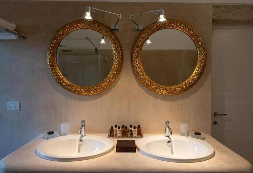 جناح, Palazzo Ducale Venturi   Luxury Hotel & Wellness