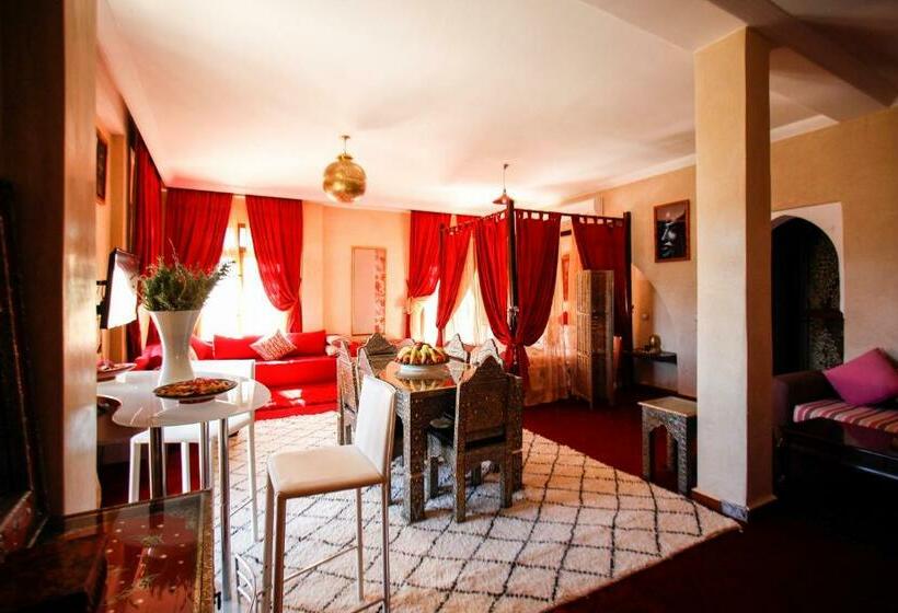 سوئیت رویال, Kasbah Ait Oumghar