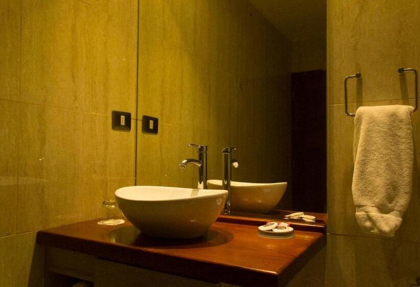 اتاق استاندارد, Small Hotel Goblin´s House