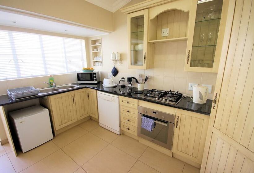 Apartamento 2 Dormitórios, Stay 2 Live Groenkloof