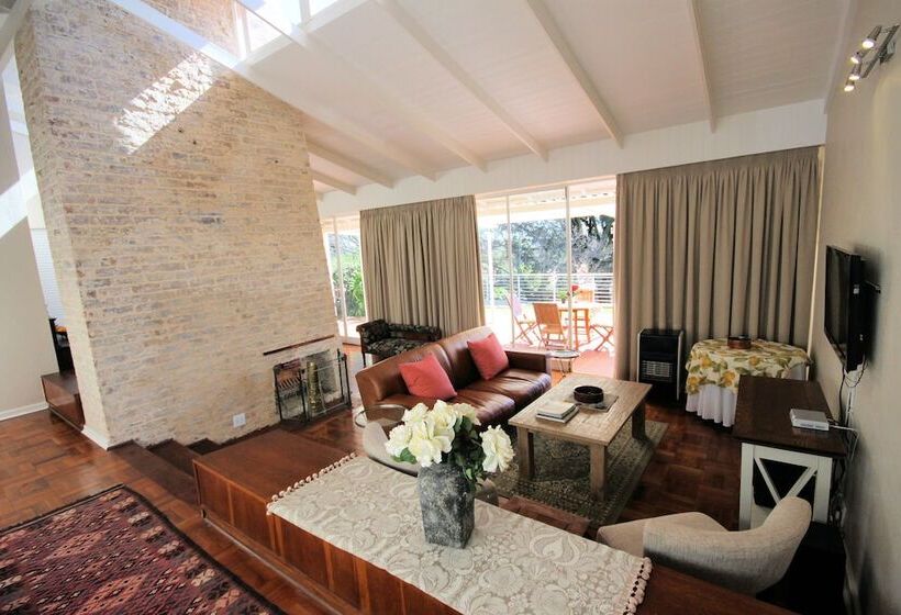 شقة غرفتين, Stay 2 Live Groenkloof