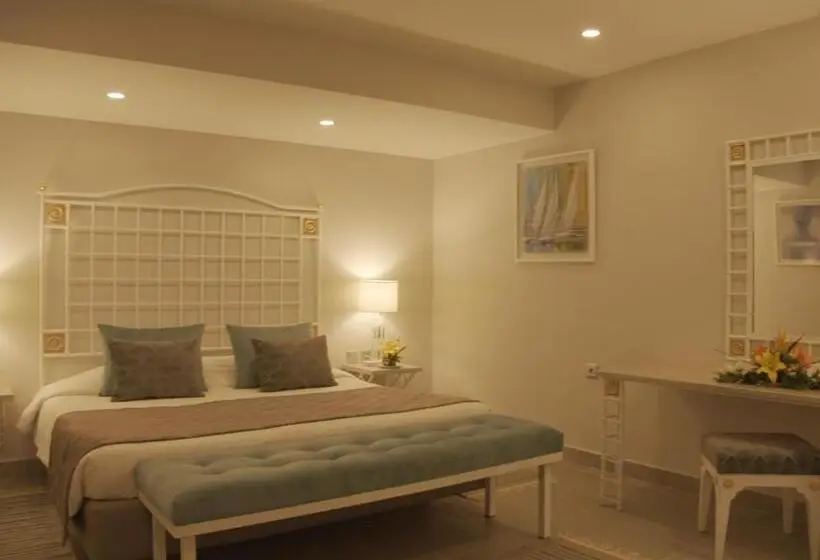 1 Bedroom Penthouse Apartment, Suites Hôtel Les Charmilles & Spa