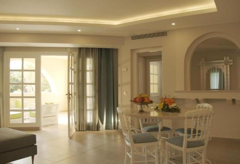 1 Bedroom Penthouse Apartment, Suites Hôtel Les Charmilles & Spa