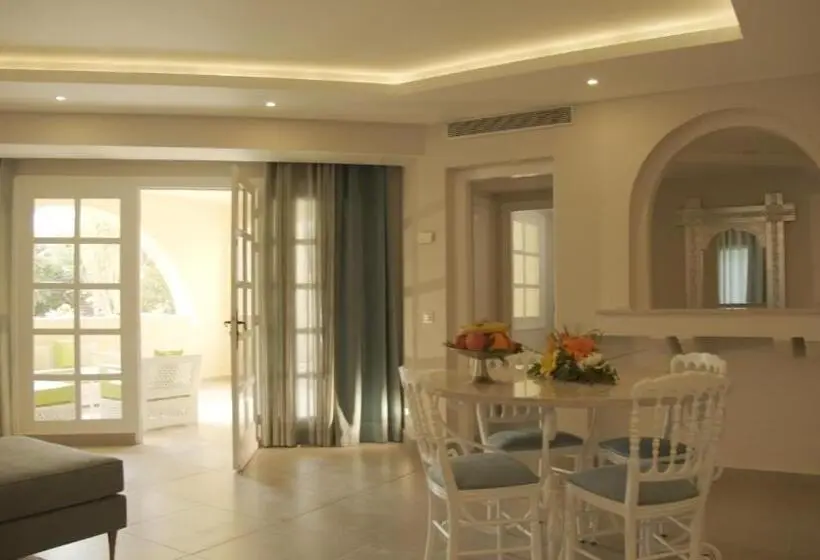 1 Bedroom Penthouse Apartment, Suites Hôtel Les Charmilles & Spa