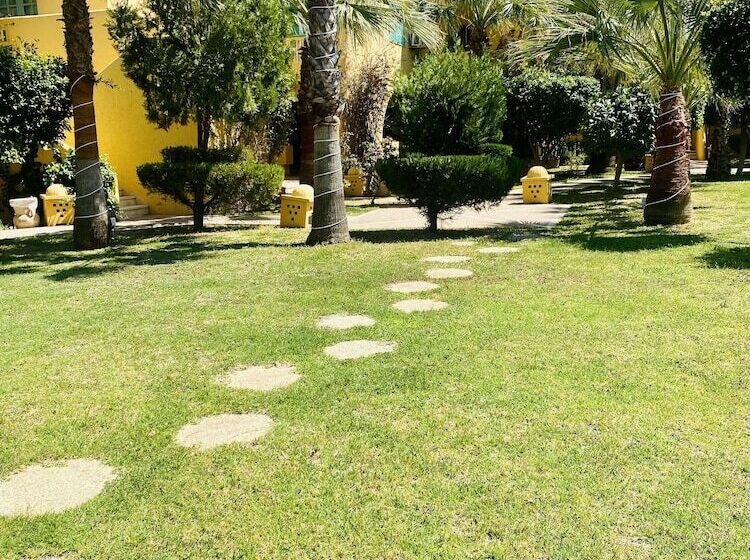 آپارتمان لوکس 1 خوابه, Suites Hôtel Les Charmilles & Spa