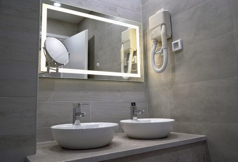 آپارتمان لوکس 1 خوابه, Suites Hôtel Les Charmilles & Spa