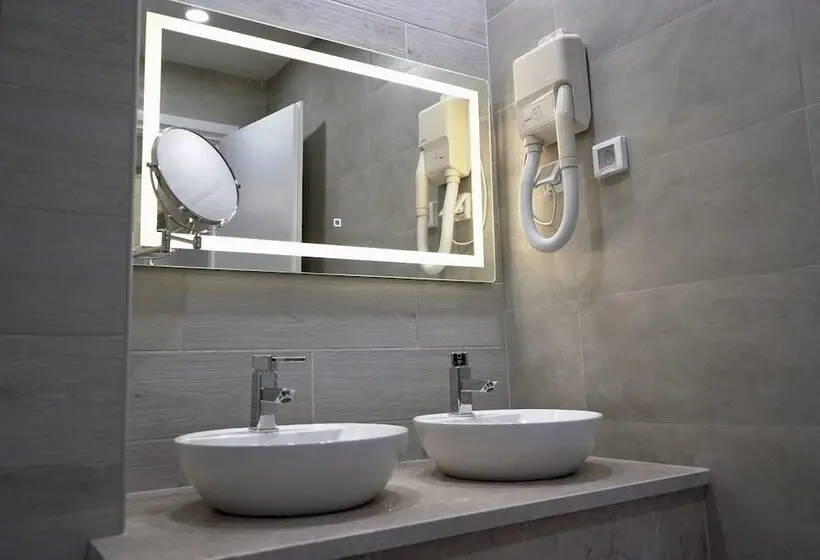 آپارتمان لوکس 1 خوابه, Suites Hôtel Les Charmilles & Spa