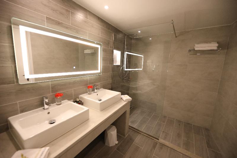 آپارتمان 1 خوابه, Suites Hôtel Les Charmilles & Spa