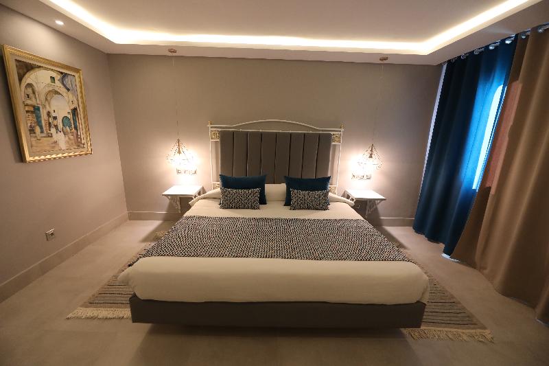 آپارتمان 3 خوابه, Suites Hôtel Les Charmilles & Spa