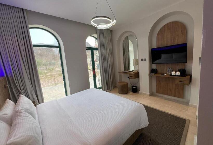 استودیوی استاندارد, Dibba Mountain Park Resort