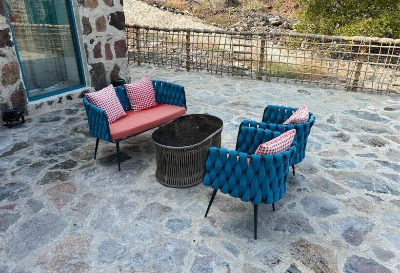 Villa 3 Makuuhuonetta, Dibba Mountain Park Resort