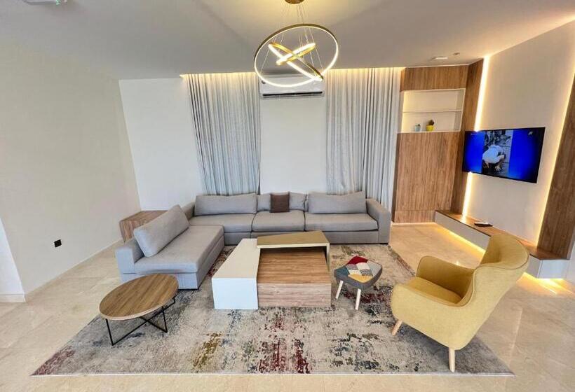 ویلای 3 خوابه, Dibba Mountain Park Resort