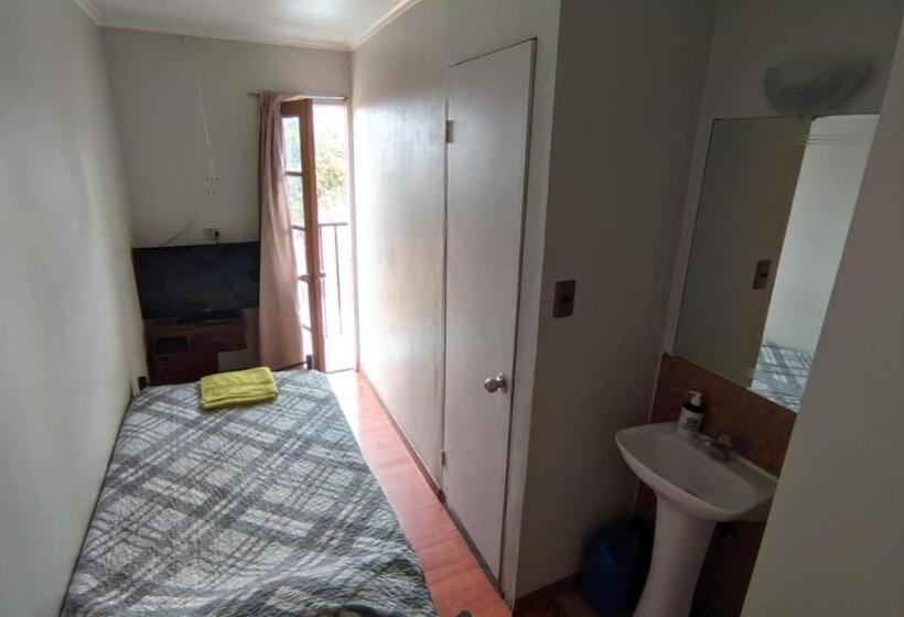 单人经济间, Aji Hostel