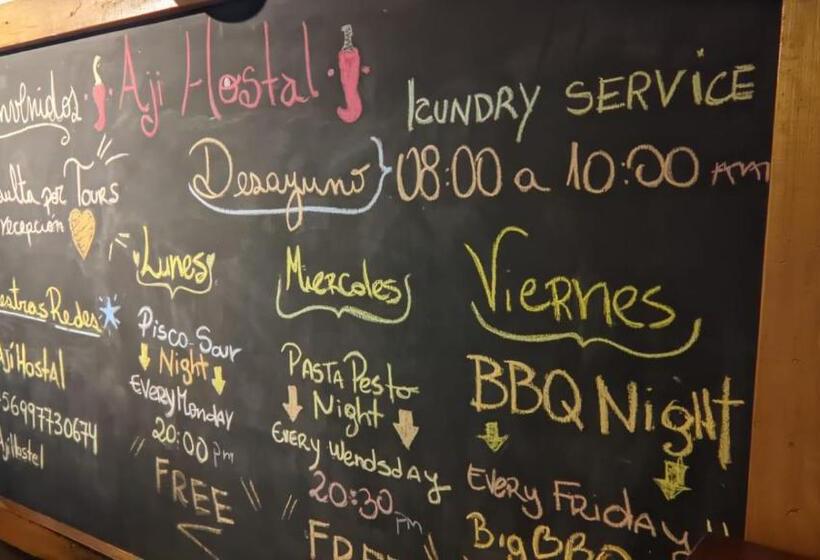 标准间带阳台, Aji Hostel