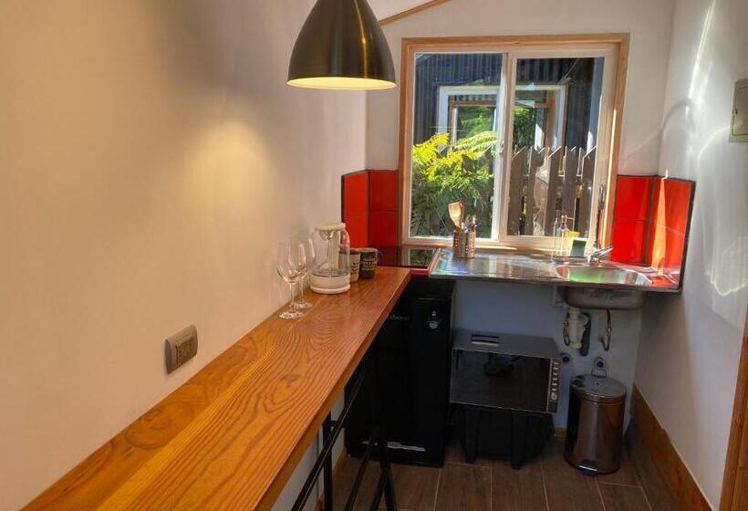 استودیو استاندارد با تراس, French Andes Apart Hostel