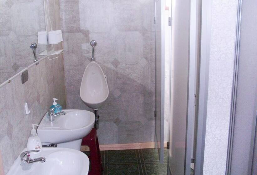 Номер Стандарт Трехместный, Hostal Chancerel