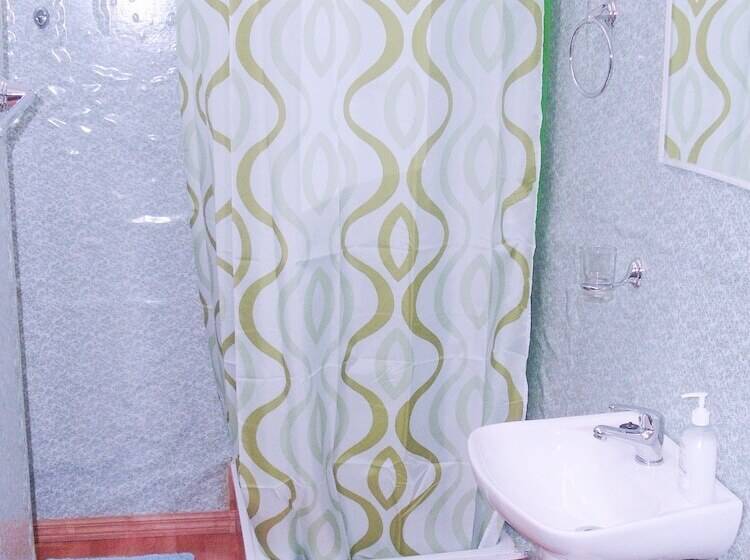 스탠다드 룸, Hostal Chancerel