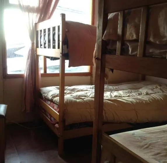 スタンダード4人部屋, Hostel Melinda