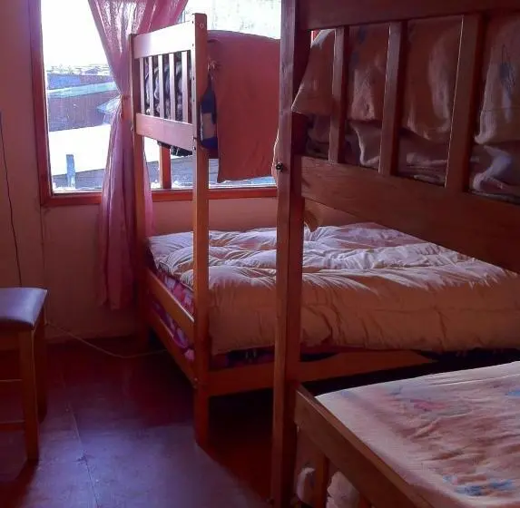 スタンダード4人部屋, Hostel Melinda