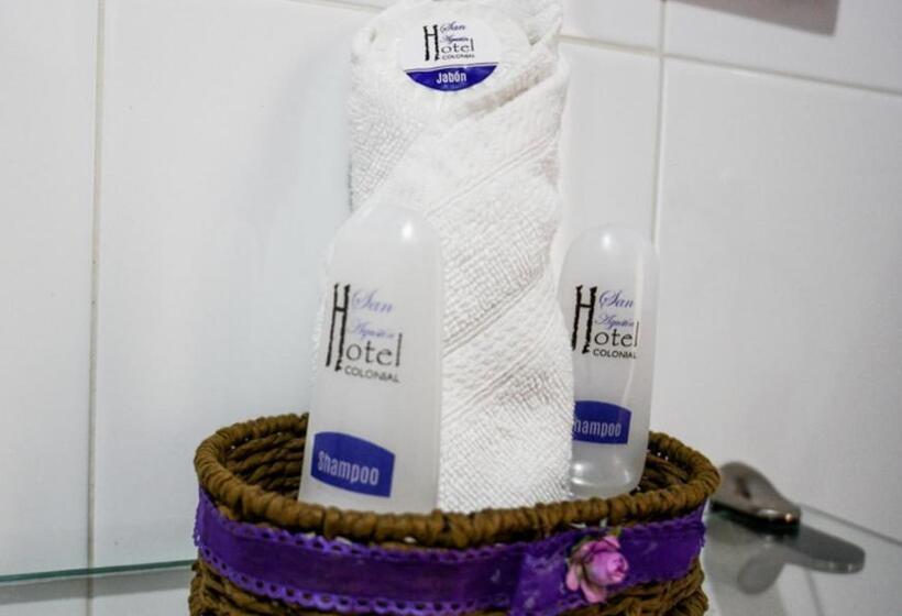 패밀리 룸, Colonial San Agustin