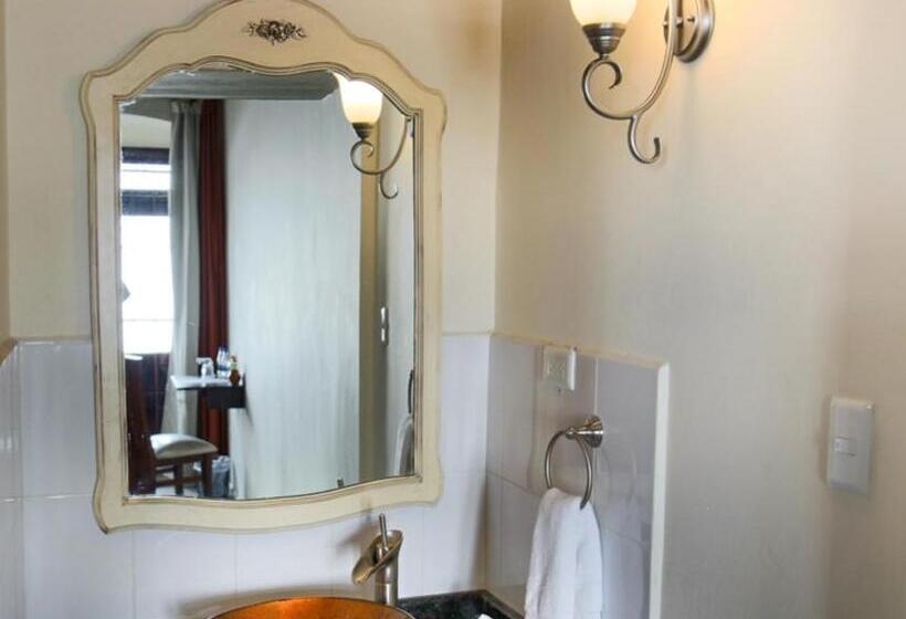 패밀리 룸, Colonial San Agustin