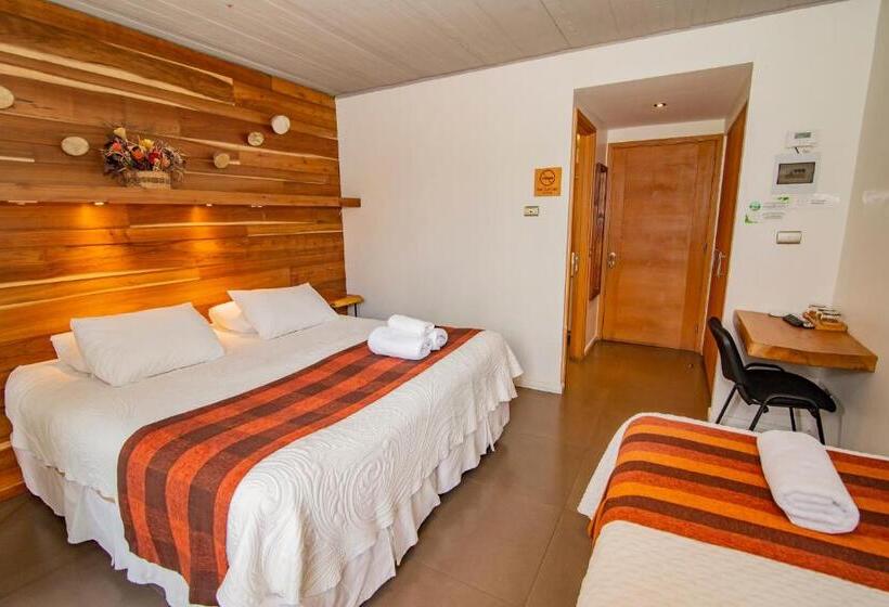 Трехместный Номер Стандарт с Балконом, Cumbres Del Sur