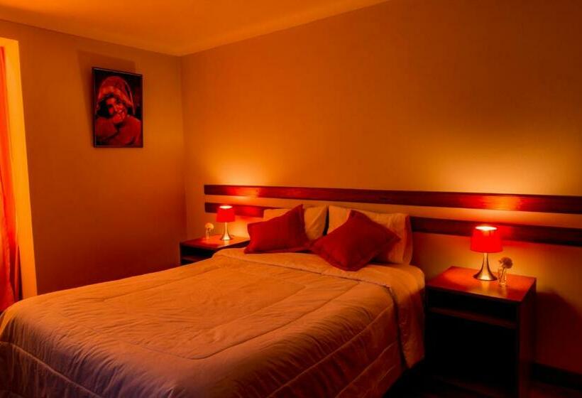 غرفة قياسية, Cusco House