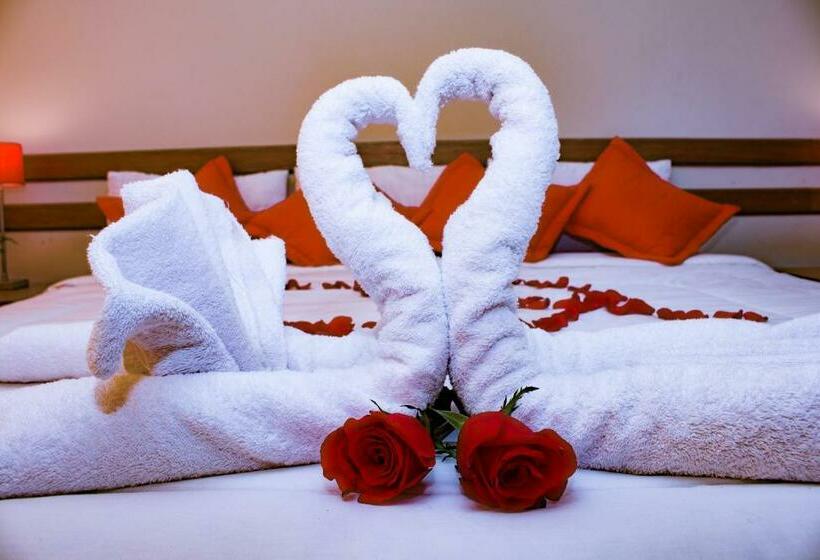 غرفة قياسية, Cusco House