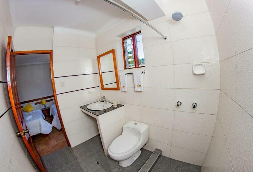 غرفة قياسية, Cusco House