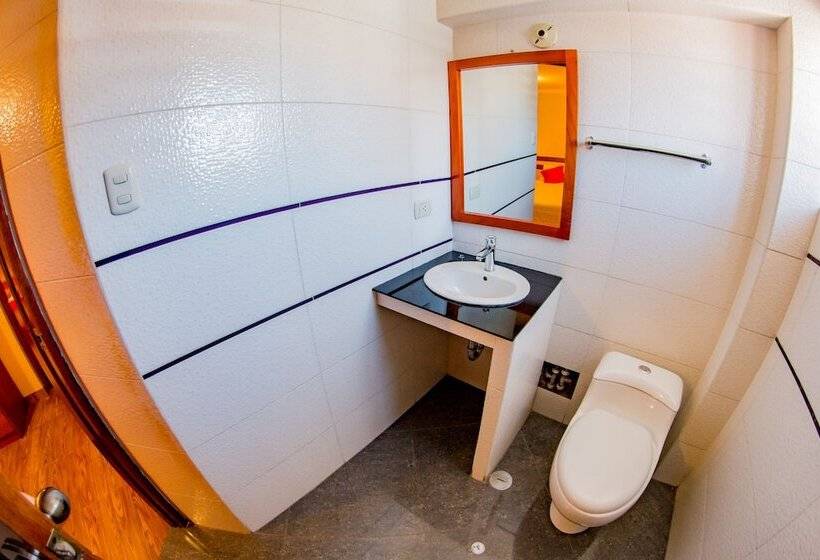 غرفة قياسية, Cusco House