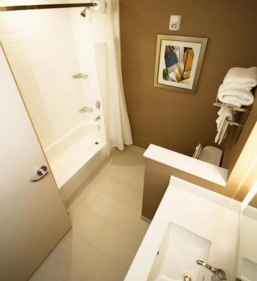 Номер Стандарт, Fairfield Inn & Suites By Marriott London