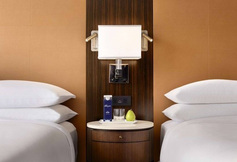 小型套房, Fairmont Austin