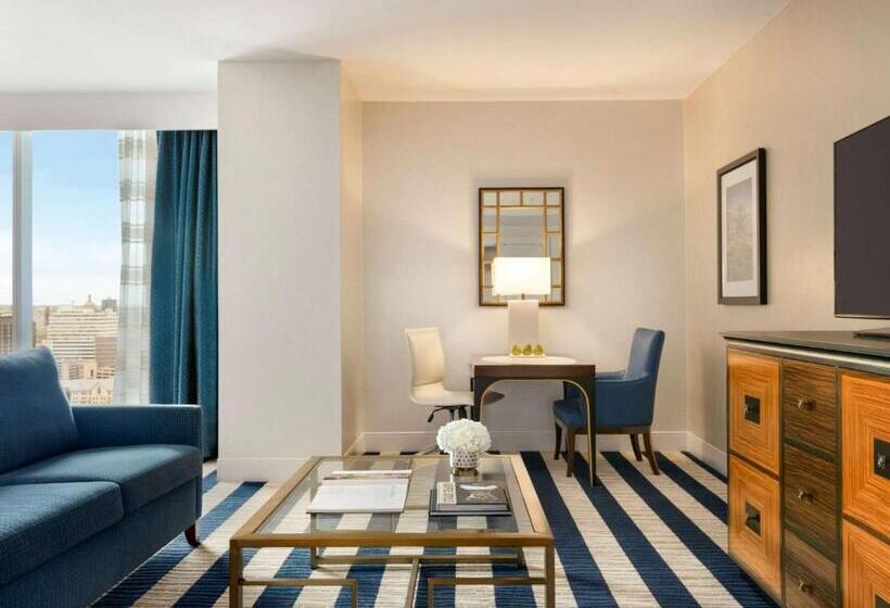 小型套房, Fairmont Austin