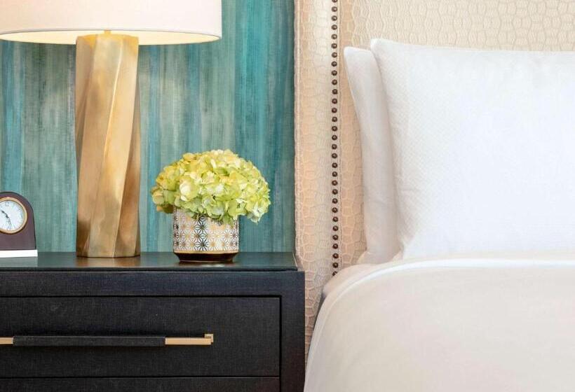 带大床的套房, Fairmont Austin